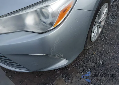 2017 Toyota Camry Le/Xle/Se/Xse z USA, uszkodzony, nr VIN 4T1BF1FK3HU386077